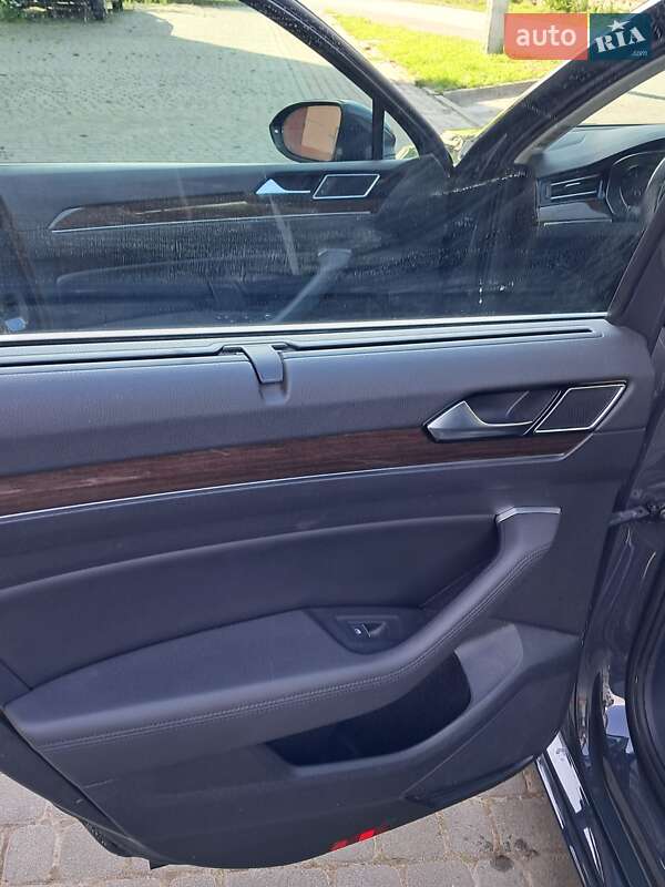 Универсал Volkswagen Passat 2017 в Великой Березовице