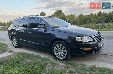 Универсал Volkswagen Passat 2008 в Киеве