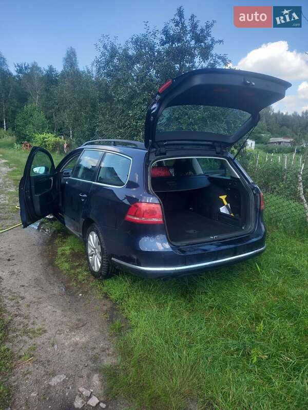 Универсал Volkswagen Passat 2011 в Буче
