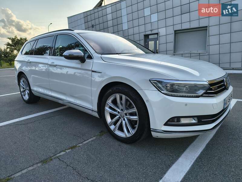 Универсал Volkswagen Passat 2017 в Киеве
