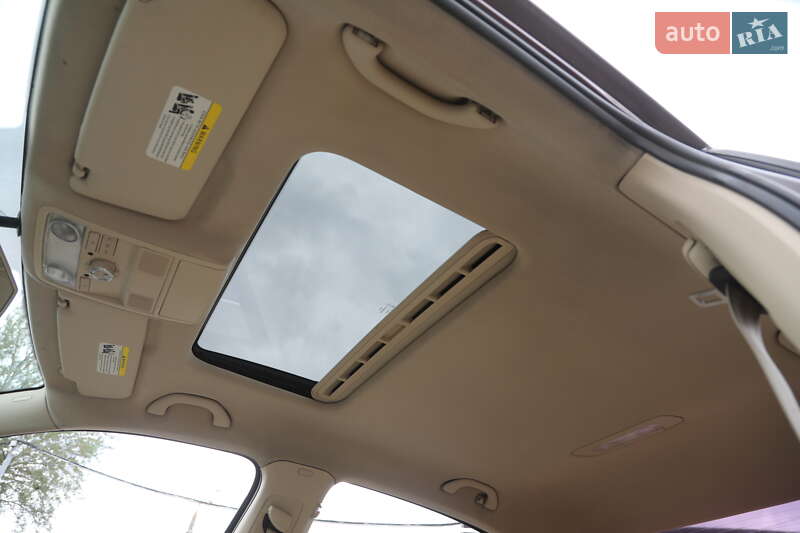 Седан Volkswagen Passat 2013 в Харькове