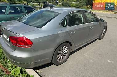 Седан Volkswagen Passat 2012 в Киеве