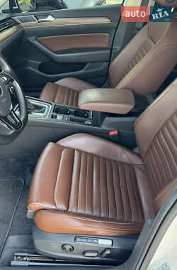 Седан Volkswagen Passat 2018 в 