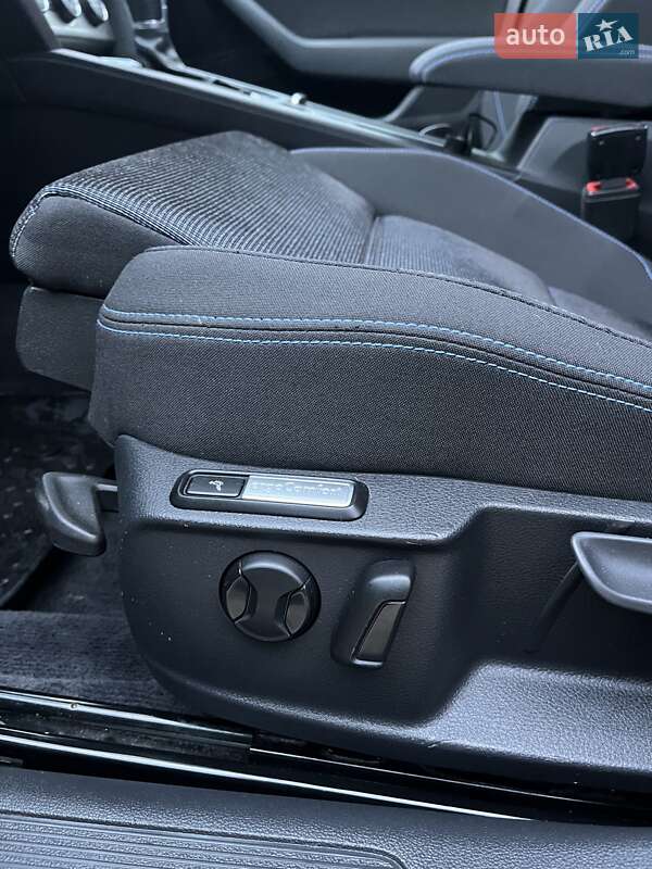 Универсал Volkswagen Passat 2017 в Хмельницком