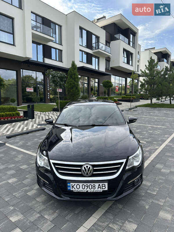 Volkswagen Passat 2011