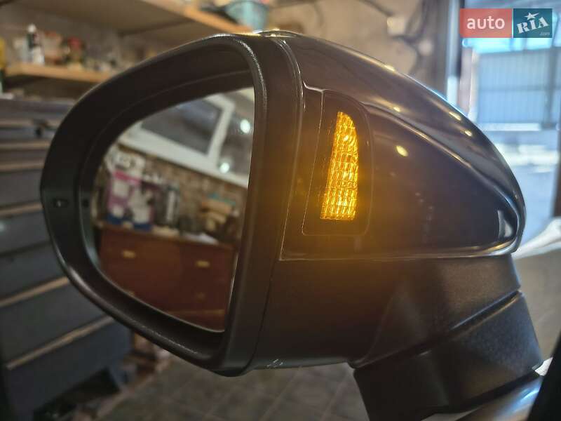 Универсал Volkswagen Passat 2017 в Киеве