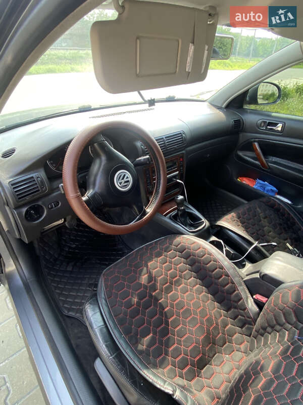 Седан Volkswagen Passat 2005 в Хмельницком