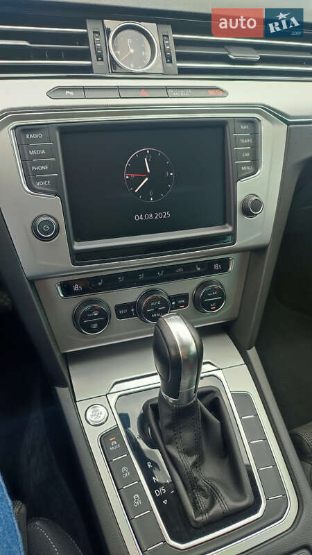 Универсал Volkswagen Passat 2016 в Шептицькому фото 32 Универсал Volkswagen Passat 2016 в Шептицькому