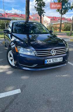 Седан Volkswagen Passat 2013 в Києві
