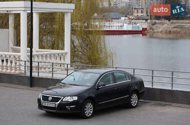 Седан Volkswagen Passat 2008 в Киеве