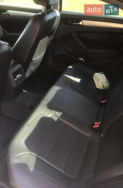 Седан Volkswagen Passat 2012 в Сокале