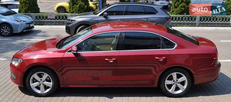 Седан Volkswagen Passat 2015 в Одессе