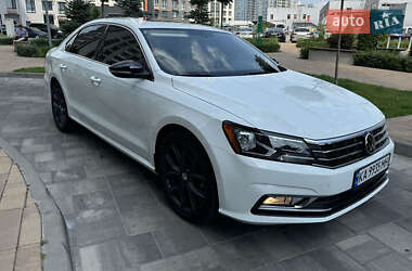 Седан Volkswagen Passat 2018 в Ивано-Франковске