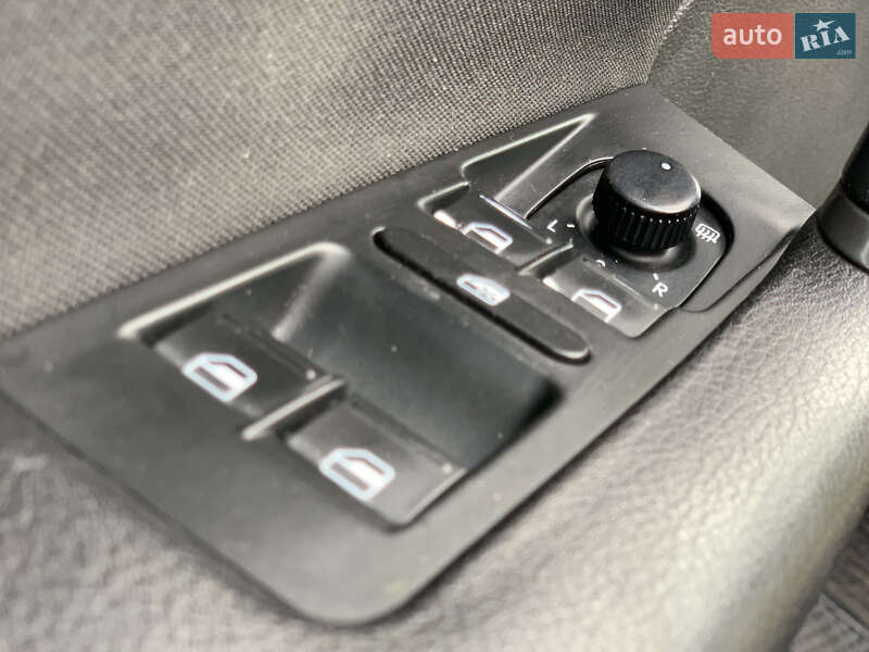 Универсал Volkswagen Passat 2011 в Львове