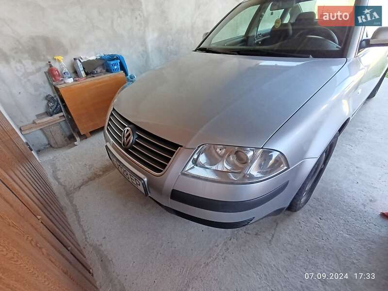 Седан Volkswagen Passat 2001 в Черновцах фото 32 Седан Volkswagen Passat 2001 в Черновцах