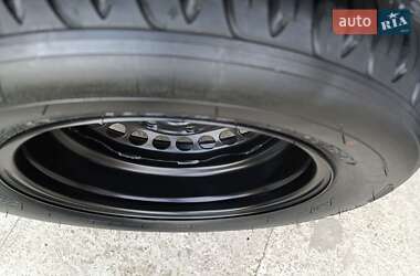 Седан Volkswagen Passat 2001 в 
