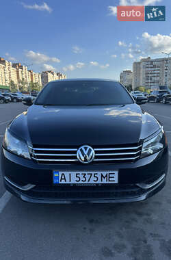Седан Volkswagen Passat 2014 в Києві