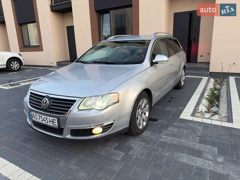 Универсал Volkswagen Passat 2010 в Ужгороде