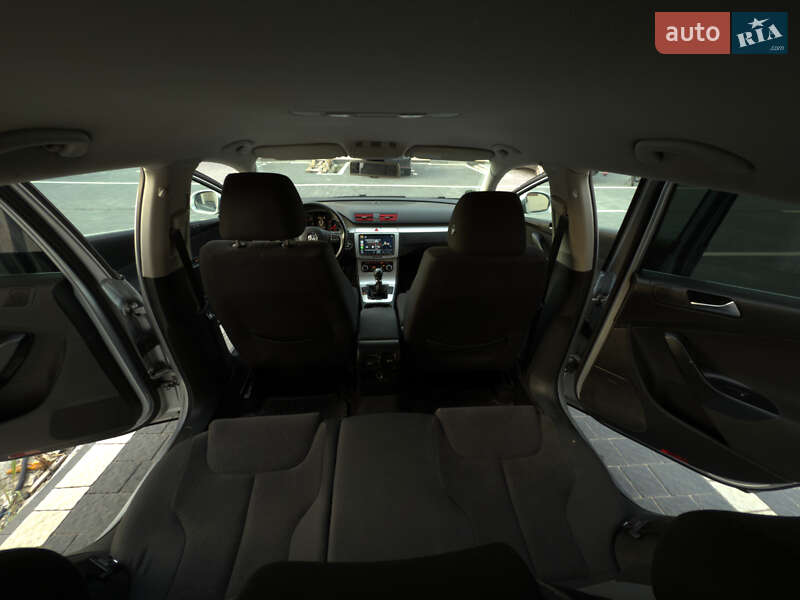 Универсал Volkswagen Passat 2010 в Ужгороде