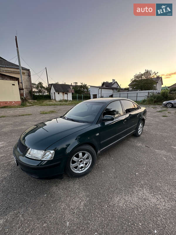 Volkswagen Passat 1997 Volkswagen Passat 1997