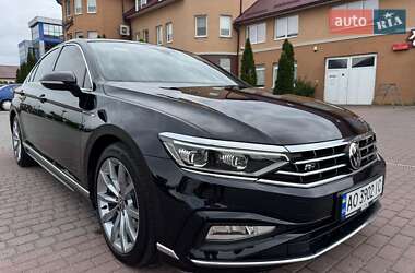 Седан Volkswagen Passat 2020 в Мукачевому