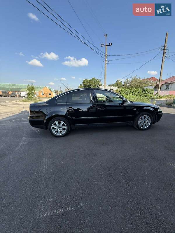 Седан Volkswagen Passat 2002 в Жмеринці