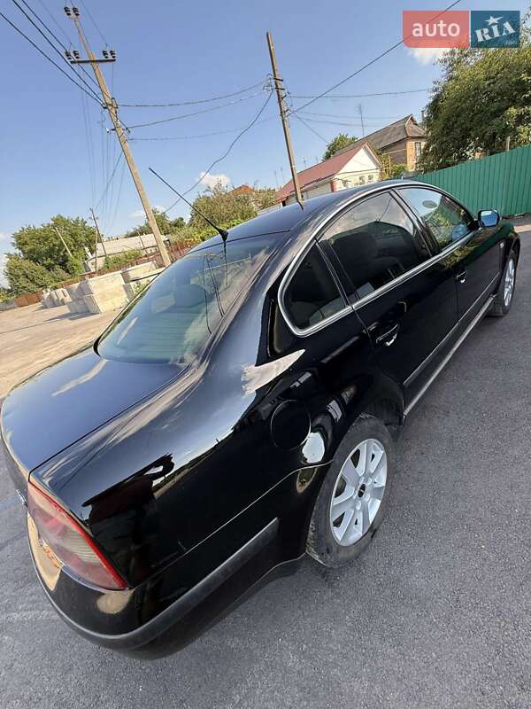 Седан Volkswagen Passat 2002 в Жмеринці