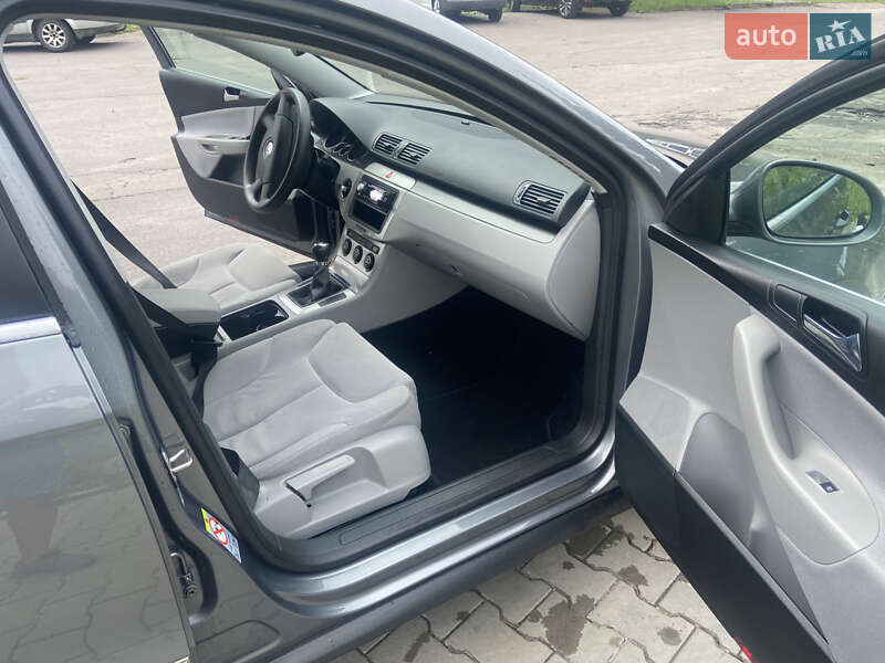 Універсал Volkswagen Passat 2007 в Дубні