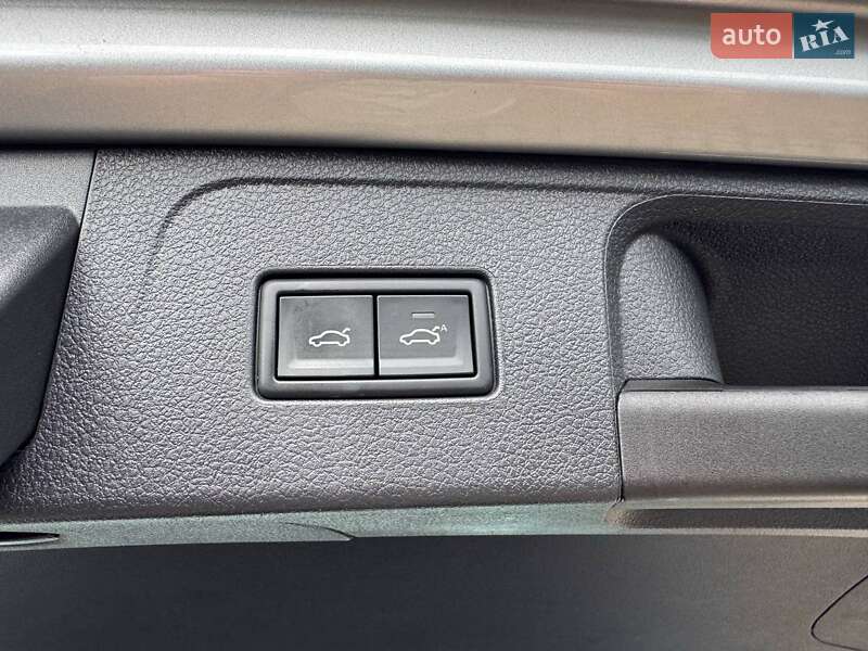 Универсал Volkswagen Passat 2021 в Киеве фото 42 Универсал Volkswagen Passat 2021 в Киеве