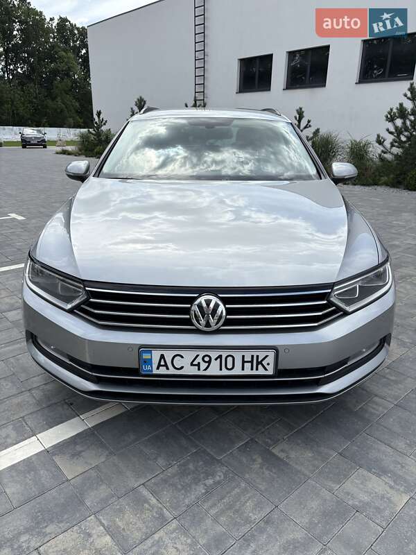 Універсал Volkswagen Passat 2016 в Луцьку