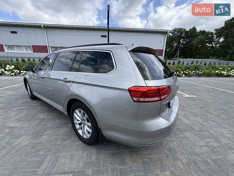 Універсал Volkswagen Passat 2016 в Луцьку