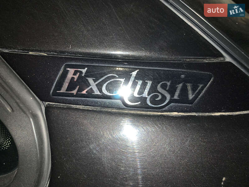 Седан Volkswagen Passat 1994 в Хотині