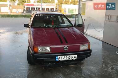 Седан Volkswagen Passat 1988 в Броварах