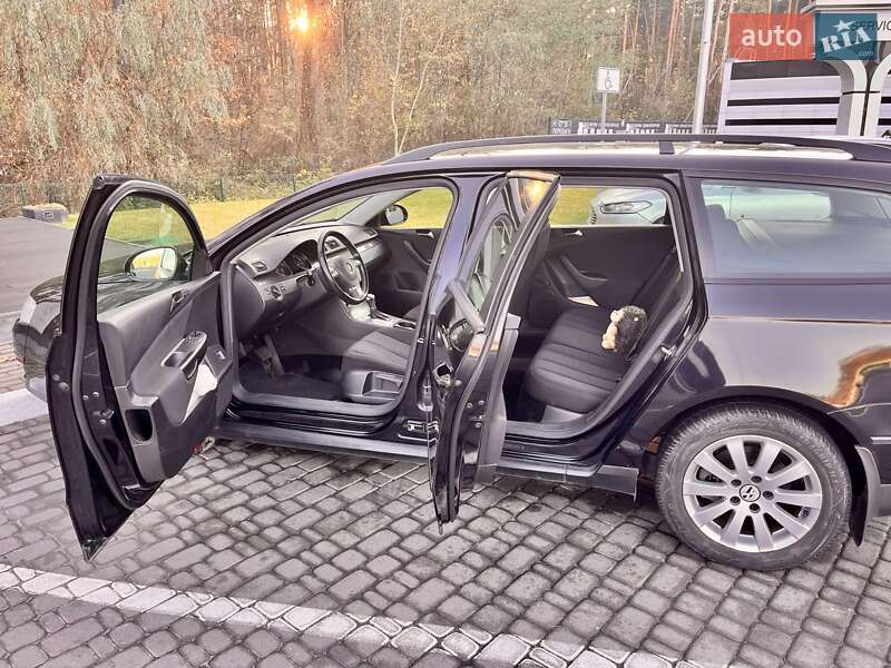 Універсал Volkswagen Passat 2010 в Києві