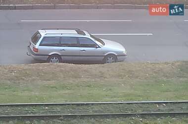Універсал Volkswagen Passat 1996 в Харкові