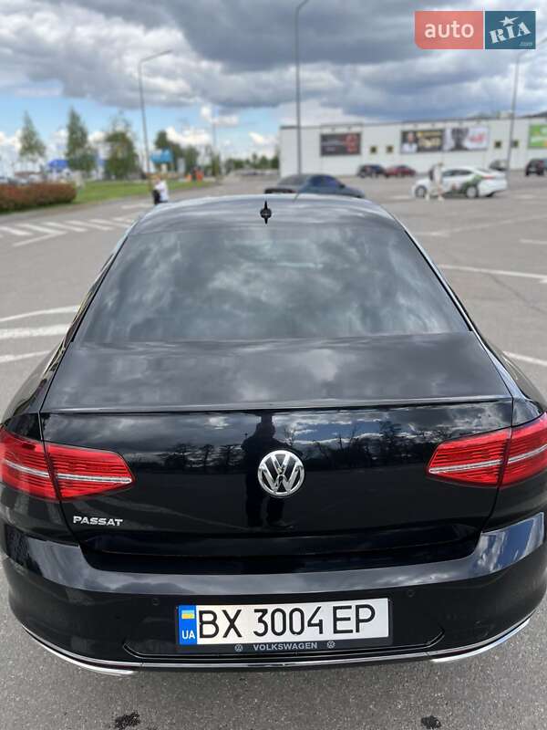 Седан Volkswagen Passat 2018 в Києві