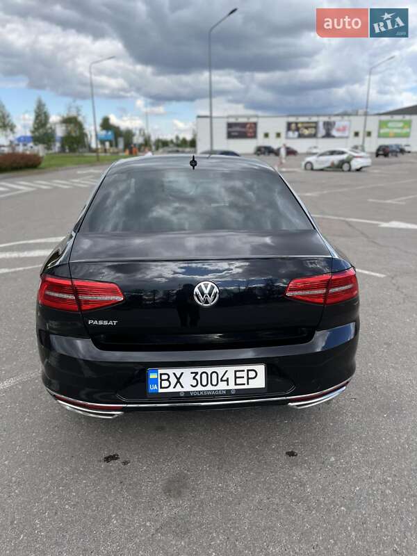 Седан Volkswagen Passat 2018 в Києві