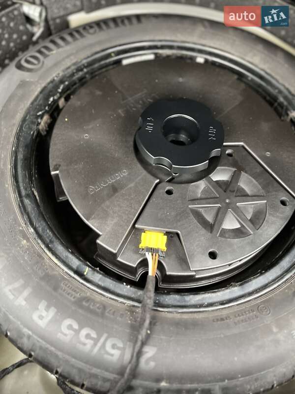 Седан Volkswagen Passat 2018 в Києві