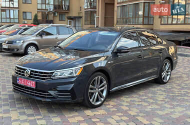 Седан Volkswagen Passat 2018 в Виннице