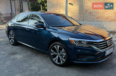 Седан Volkswagen Passat 2021 в Киеве