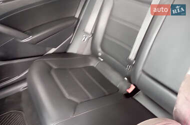 Седан Volkswagen Passat 2018 в 