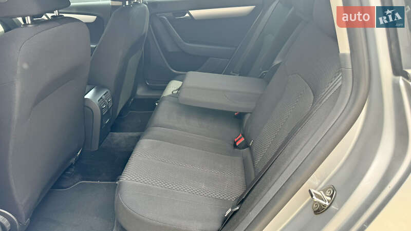 Универсал Volkswagen Passat 2011 в Ивано-Франковске