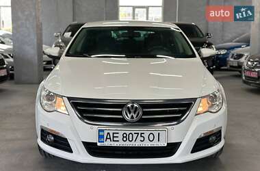 Седан Volkswagen Passat 2011 в Кам'янському