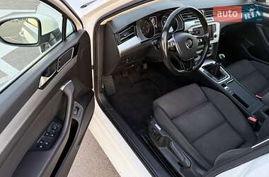 Универсал Volkswagen Passat 2015 в 