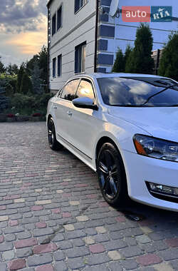 Седан Volkswagen Passat 2015 в Львові