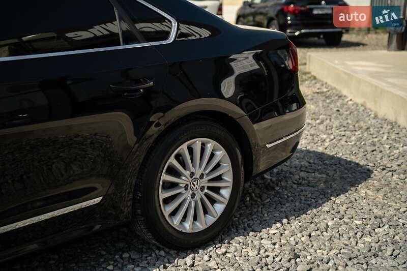 Седан Volkswagen Passat 2016 в Чернівцях фото 20 Седан Volkswagen Passat 2016 в Чернівцях