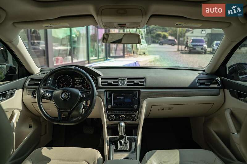 Седан Volkswagen Passat 2016 в Чернівцях фото 30 Седан Volkswagen Passat 2016 в Чернівцях