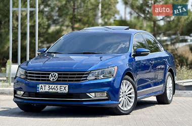 Седан Volkswagen Passat 2016 в Днепре