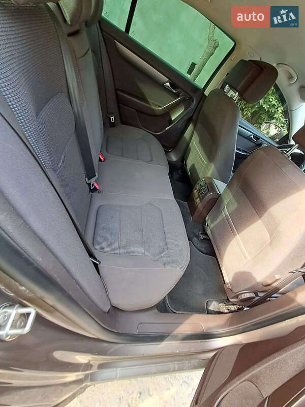 Седан Volkswagen Passat 2011 в Ивано-Франковске фото 21 Седан Volkswagen Passat 2011 в Ивано-Франковске