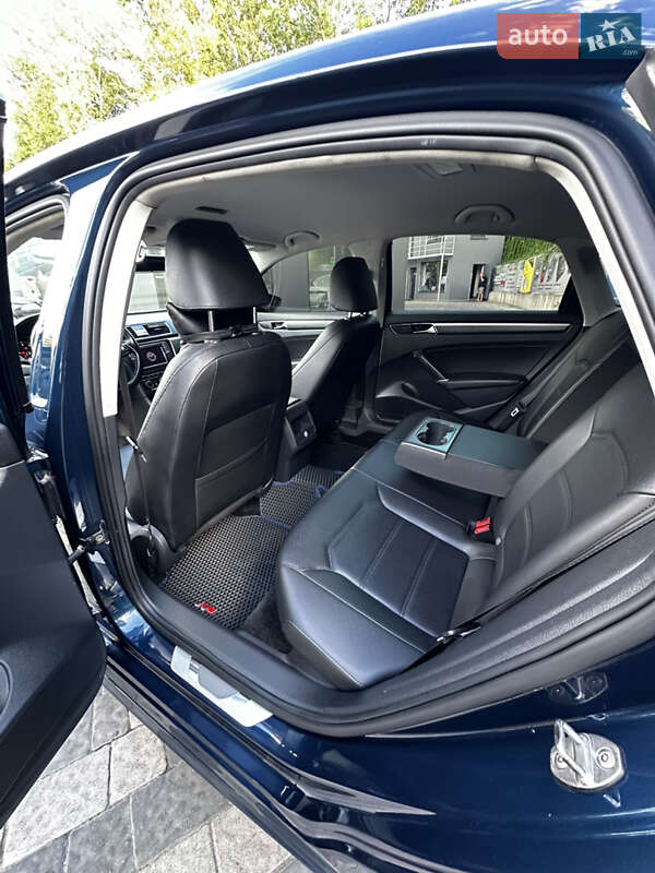 Седан Volkswagen Passat 2018 в Львове фото 23 Седан Volkswagen Passat 2018 в Львове
